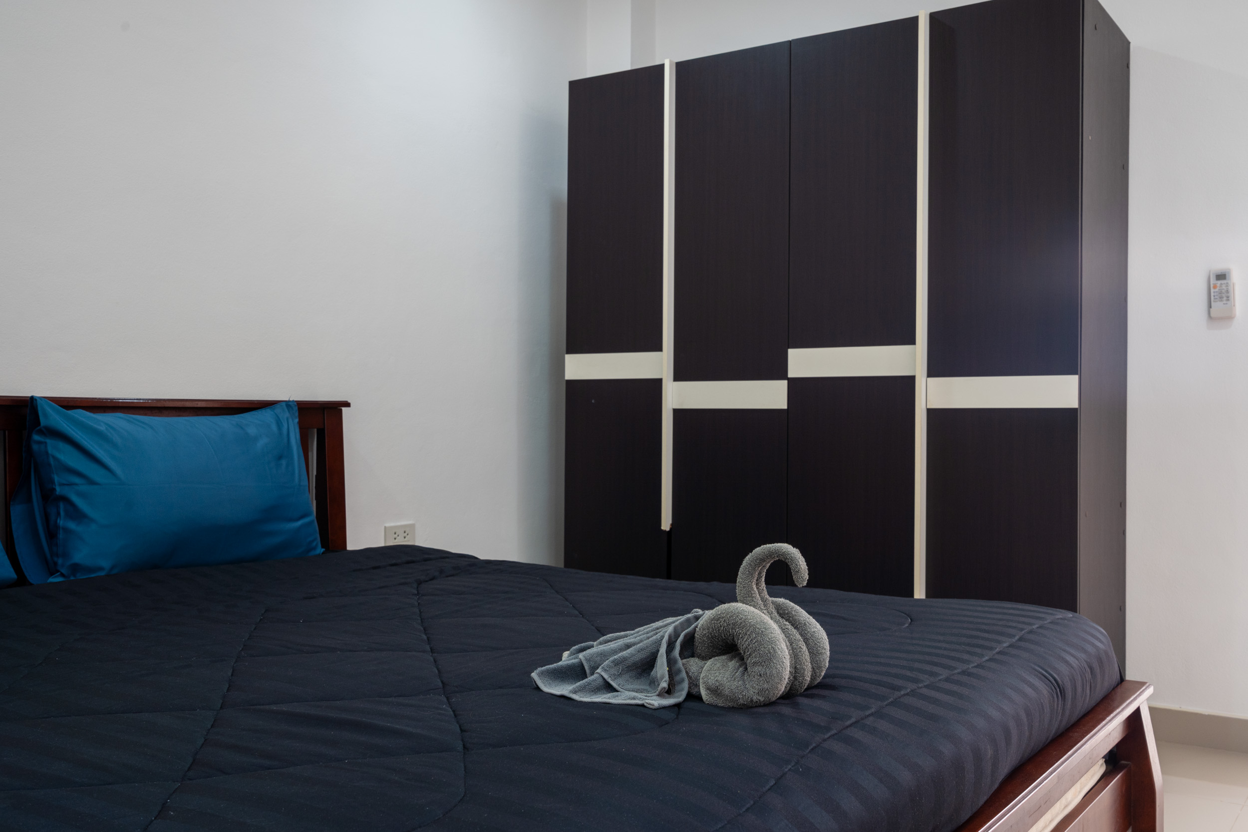 Sea View 2 Bed Apartment